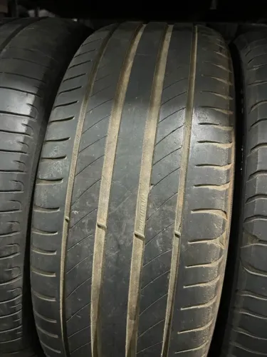 Pneu 205/55/16 Primacy 4