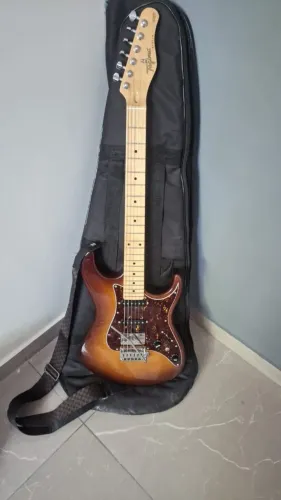 Guitarra Tagima - Modelo Stella Honney Burst 