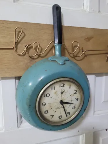 Relogio despertador antigo,maquinado: