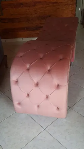 Maca estética capitonê, muito resistente e confortável