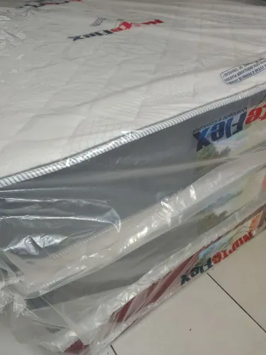 Colchão de Casal Molas Ensacadas - entrega grátis