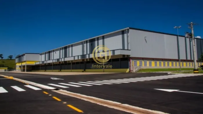 Galpão Industrial em Condomínio de Alto Padrão em Caçapava-SP: 5 Salas, 10 Banheiros, 18 V