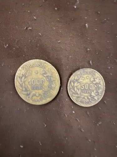 Moedas de 500 e 1000 reis