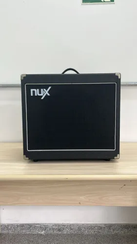 Amplificador de guitarra NUX MIGHTY 50X - 220w