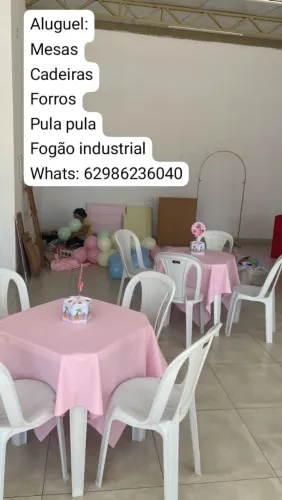 Aluguel de mesas e cadeiras