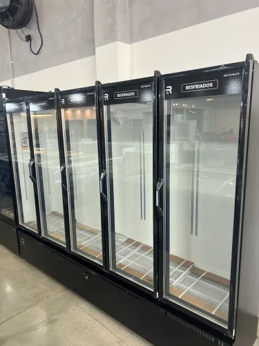 Geladeira expositora 5 portas auto serviço resfriados nova 