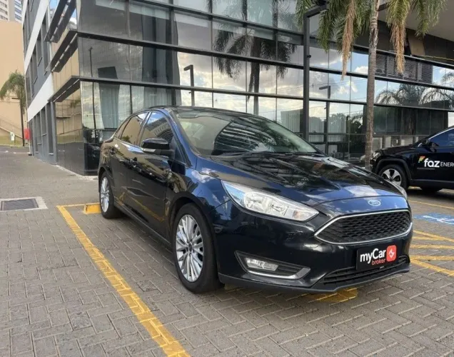 Ford Focus Fastback 2017/2018
