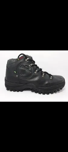 Bota Adventure Couro Preta