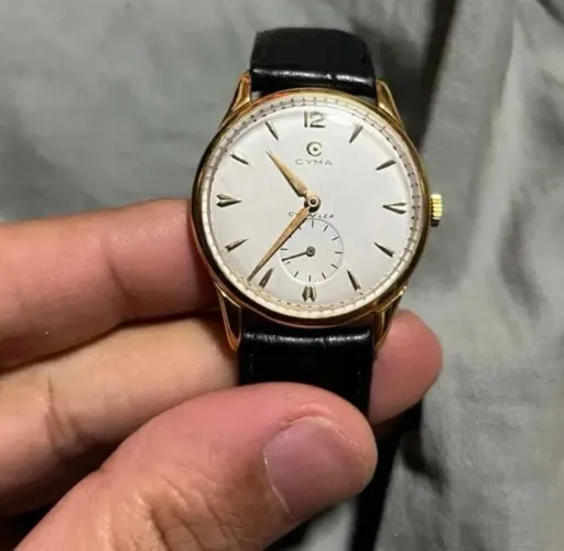 Relógio vintage Cyma 34 mm mais ou menos