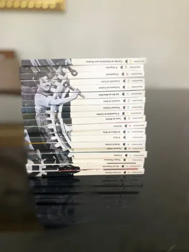 Coleção de Filmes de Charles Chaplin - 19 Volumes