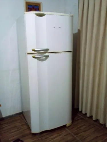 Geladeira Eletrolux motor novo gás novo