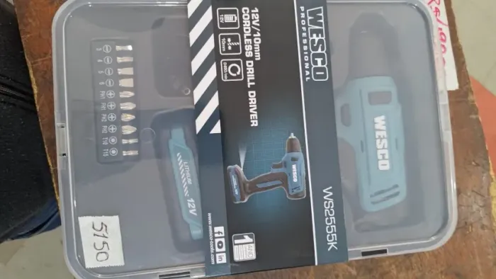 PARAFUSADEIRA WESCO 12V A BATERIA NOVA