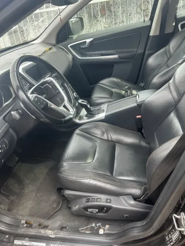 ? Volvo XC60 2015 - Para retirada de peças ou venda completa