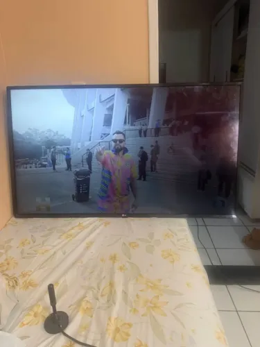 Vendo Smart de 50 polegadas LG