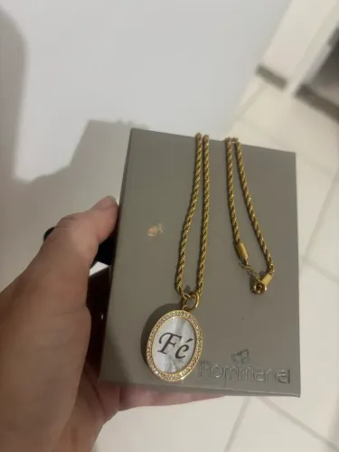 Cordão Rommanel com Pingente FÉ