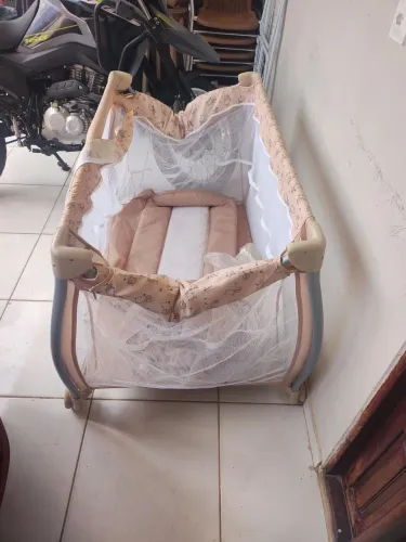 Berço cercado Burigotto aconchego