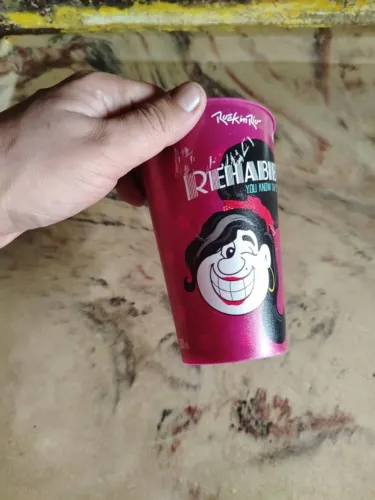 Copo Colecionável Habib's Gênios do Rock Amy Winehouse 2017