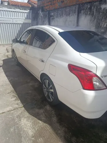 Nissan Versa SL 1.6 16V Flexstart 4P Aut. 2018
