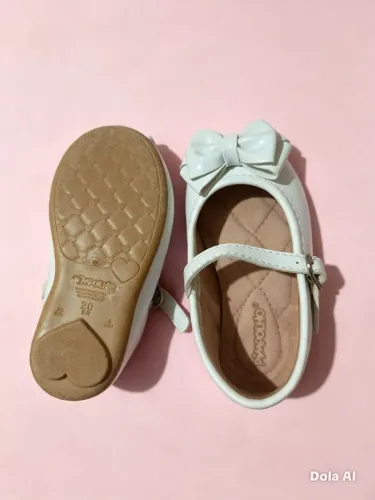 Sapato Boneca Infantil Pimpolho Branco com Laço - Tam 20 (Usado)