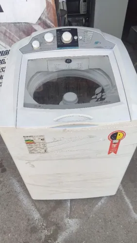 Vendo máquina de lavar com defeito 15 kg semi-nova