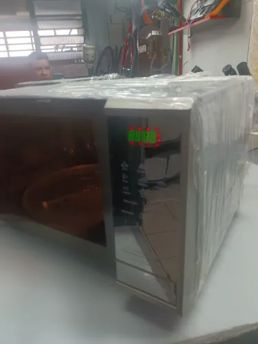 Microondas LG em inox 36lt