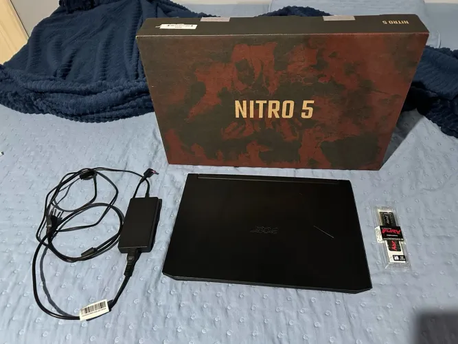 Notebook Acer Nitro 5 + Pente 8GB de RAM 3200mhz (Kingston Fury)