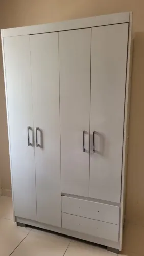 Guarda roupa infantil
