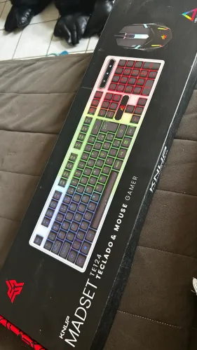 Teclado e mouse gamer