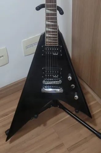 Guitarra Flying V Strinberg só venda 