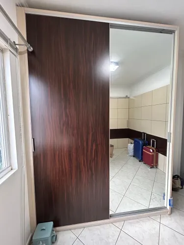 Guarda roupa roupeiro feito sob medida em mdf
