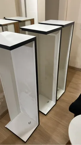 Arara de parede em MDF