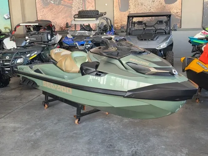 JET SKI GTX 300 LIMITED ANO 2022 REVISADO