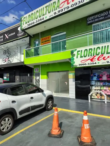 Sobreloja para Locação no Bairro Maracanã em Colombo.