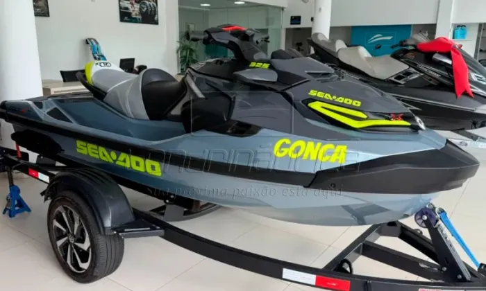 Jet Sea-Doo RXT X RS 325