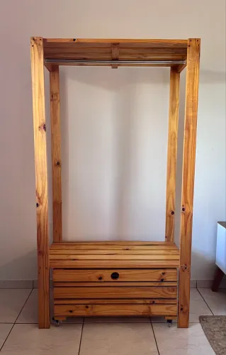Arara/Closet Madeira