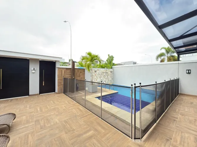 Casa condomínio Jardins de Maria  360 metros quadrados com 4 quartos !