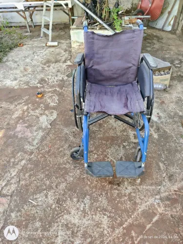 cadeira rodas usada. 200 reais Anápolis