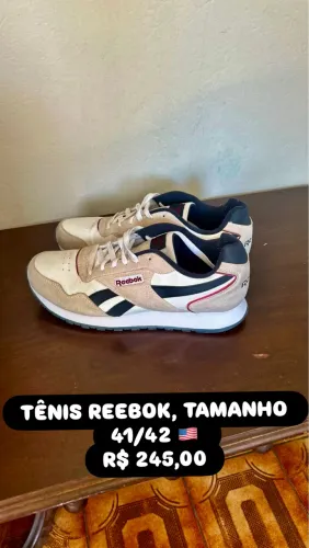 TÊNIS REBOOK, TAMANHO 41/42, COMPRADO NOS ?