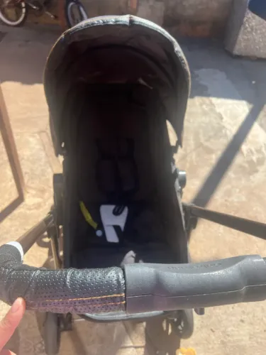 Carrinho e bebê conforto galzerano