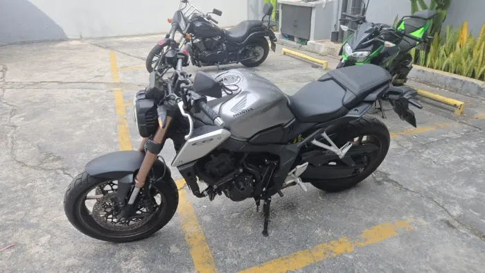 HONDA CB 650R