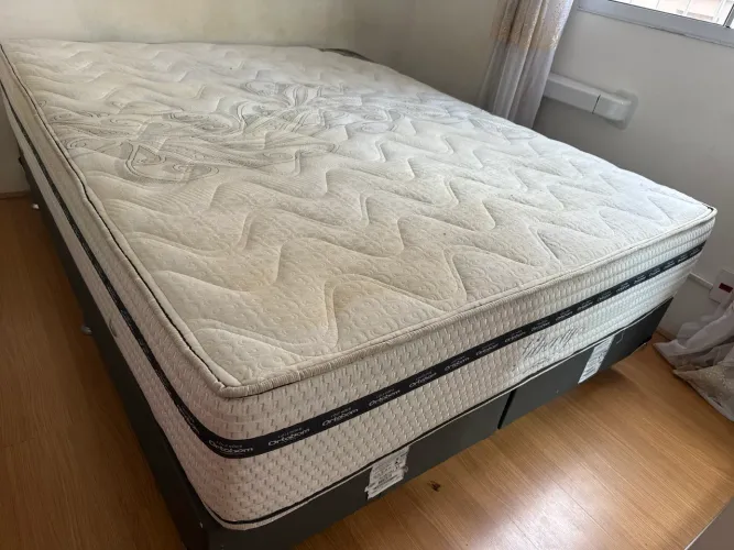 Cama Box Queen Ortobom + Colchão Liberty - Muito Conservada