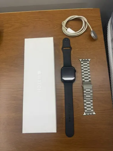 Apple Watch Series 10 GPS - 46mm Preto (Bateria 100%)