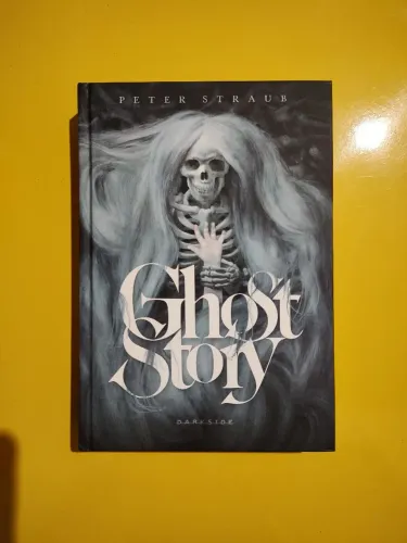 Ghost Story. Capa dura.