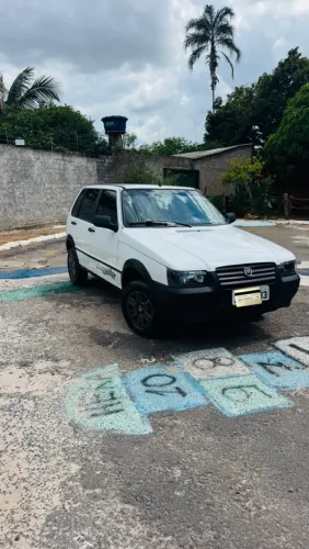 Fiat Uno Mille Celeb. WAY Econ. 1.0 F.flex 4P 2013