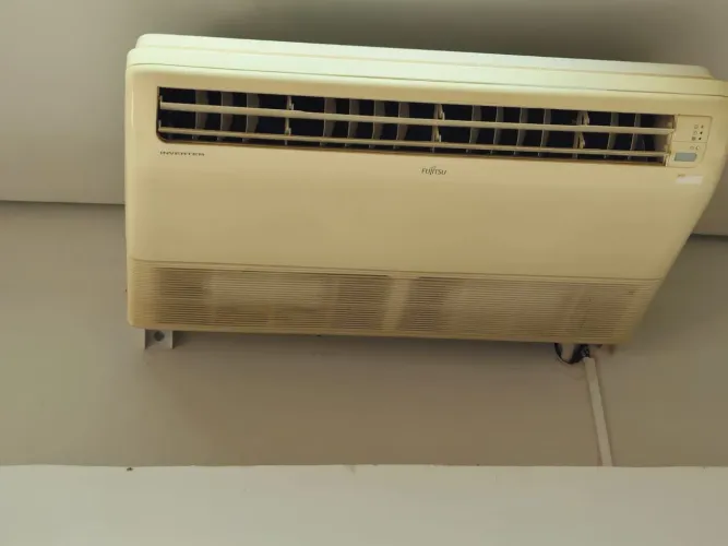 Ar Condicionado de teto Fujitsu Inverter 24.000 BTUs Quente e Frio 220v