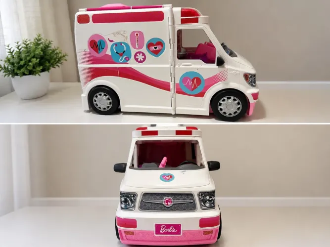 Ambulância Barbie Médica Original - Completa e em Bom Estado