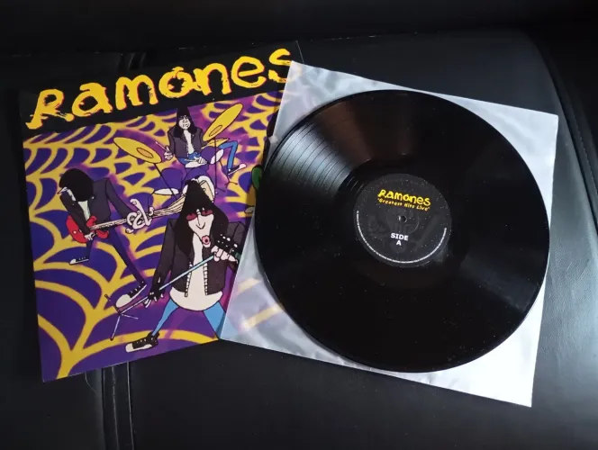 Ramones greatest hits live vinil