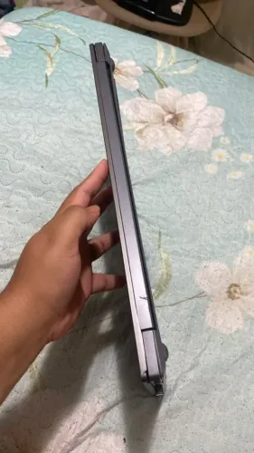 Notebook Samsung i5 11* Geração com SSD NVME + HD 500GB || Pequena avaria na carcaça