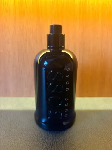 Hugo Boss Boss Bottled Night 100ml ? Original, quase cheio