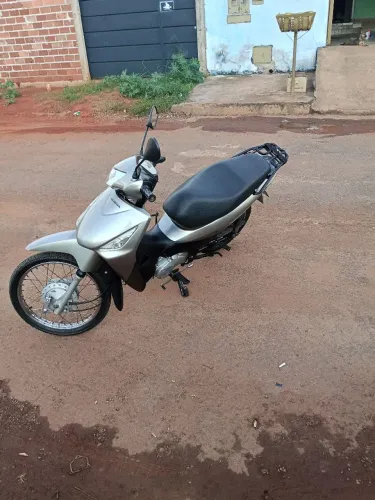 Honda biz 125 ES